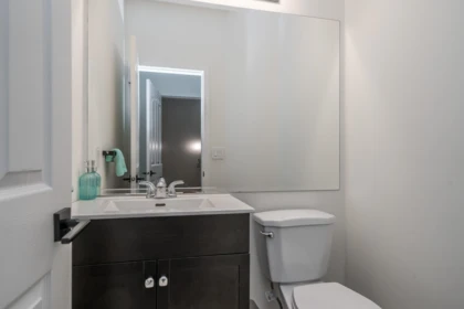 Laundry Room Photo of 10295 243a Street, Maple Ridge, BC
