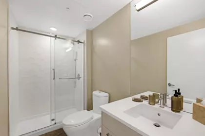 Laundry Room Photo of 616 38033 Second Avenue, Squamish, BC