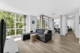 602 193 Aquarius Mews, Vancouver, BC