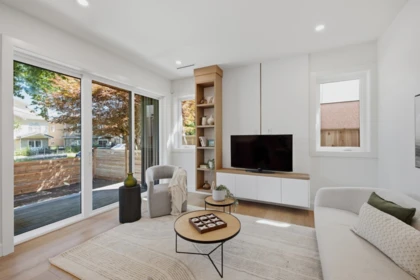 1 3018 E 19th Avenue, Vancouver, BC, Vancouver — Half Duplex for sale