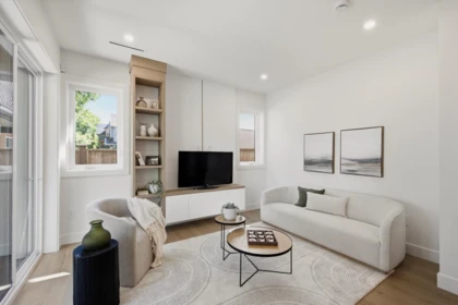 1 3018 E 19th Avenue, Vancouver, BC, Vancouver — Half Duplex for sale