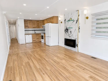 Kitchen Photo of 18 12868 229 Street, Maple Ridge, BC