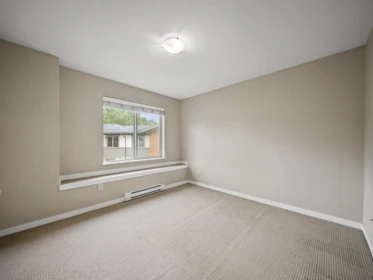 Bedroom 2 Photo of 40 34248 King Road, Abbotsford, BC