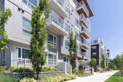 111 13963 105 Boulevard, Surrey, BC, Surrey — Apartment/Condo for sale