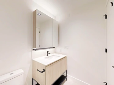 Loft / Bonus Room Photo of 3930 Dumfries Street, Vancouver, BC