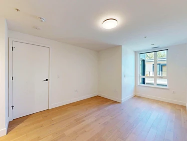 Powder Room Photo of 3930 Dumfries Street, Vancouver, BC