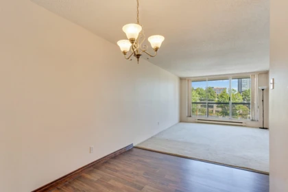 Primary Bedroom Photo of 703 550 Eighth Street, New Westminster, BC