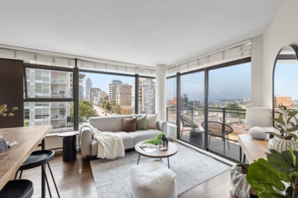707 1068 W Broadway, Vancouver, BC, Vancouver — Apartment/Condo for sale