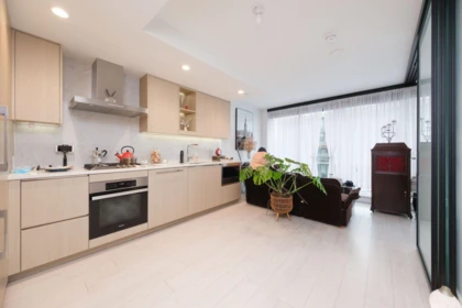 905 1768 Cook Street, Vancouver, BC, Vancouver — Apartment/Condo for sale