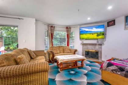 121 8655 King George Boulevard, Surrey, BC, Surrey — Townhouse for sale