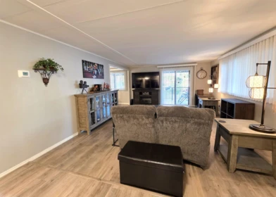 140 1840 160 Street, Surrey, BC, Surrey — Manufactured Home for sale