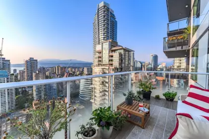 Family Room Photo of 3005 1335 Howe Street, Vancouver, BC
