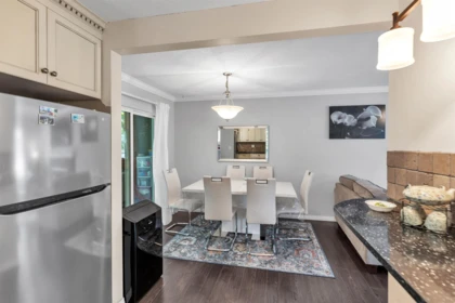 Breakfast Nook Photo of 35224 Mckee Road, Abbotsford, BC