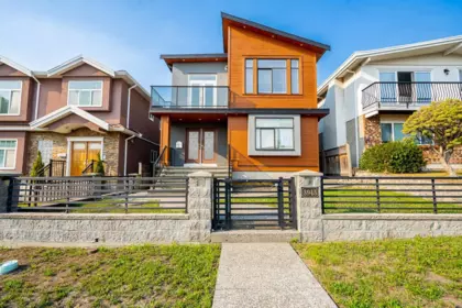 3945 Parker Street, Burnaby, BC, Burnaby — Single Family Residence for sale
