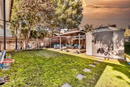Garden / Landscaping Photo of 2521 Wilding Crescent, Langley, BC