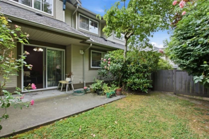 69 8888 151 Street, Surrey, BC, Surrey — Townhouse for sale
