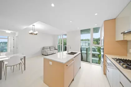 1302 3538 Sawmill Crescent, Vancouver, BC, Vancouver — Apartment/Condo for sale