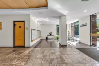 601 7077 Beresford Street, Burnaby, BC, Burnaby — Apartment/Condo for sale