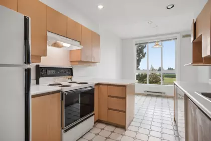 Primary Bedroom Photo of 222 12873 Railway Avenue, Richmond, BC