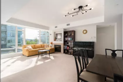 402 5171 Brighouse Way, Richmond, BC, Richmond — Apartment/Condo for sale
