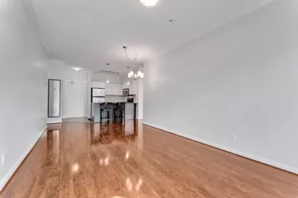 Walk-In Closet Photo of 335 13733 107a Avenue, Surrey, BC