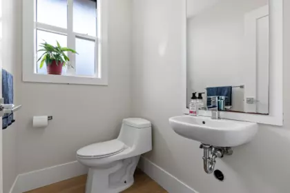 Guest Bathroom Photo of 1 13260 236 Street, Maple Ridge, BC