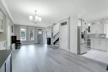 Breakfast Nook Photo of 21001 77 Avenue, Langley, BC