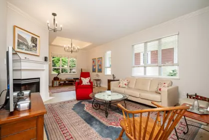 Dining Area Photo of 35 15055 20 Avenue, Surrey, BC