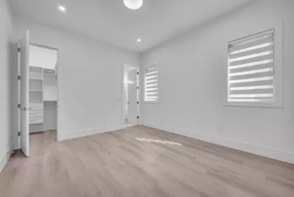 Primary Bathroom Photo of 20235 27 Avenue, Langley, BC
