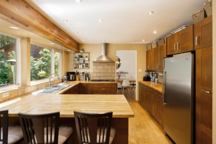 Primary Bedroom Photo of 1529 Whitesails Drive, Bowen Island, BC