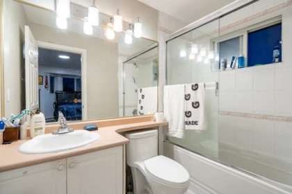 Laundry Room Photo of 9534 124 Street, Surrey, BC