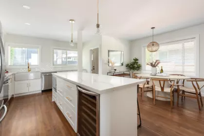 205 E Durham Street, New Westminster, BC, New Westminster — Single Family Residence for sale