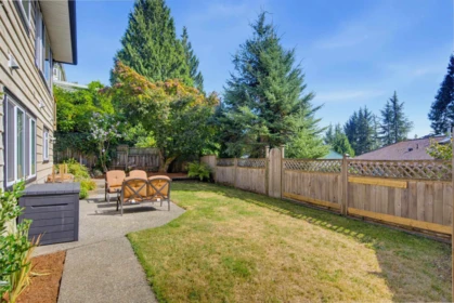 Backyard Photo of 2550 Peregrine Place, Coquitlam, BC