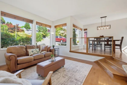Dining Area Photo of 2550 Peregrine Place, Coquitlam, BC