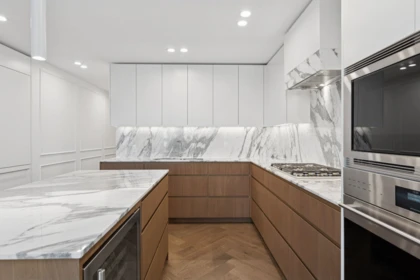 Guest Bathroom Photo of 101 3668 W 10th Avenue, Vancouver, BC