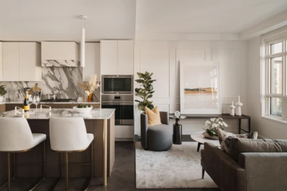 Living Room Photo of 101 3668 W 10th Avenue, Vancouver, BC