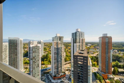 3908 13615 Fraser Highway, Surrey, BC, Surrey — Apartment/Condo for sale