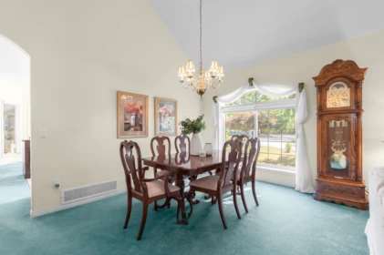 Breakfast Nook Photo of 2230 140 Street, Surrey, BC