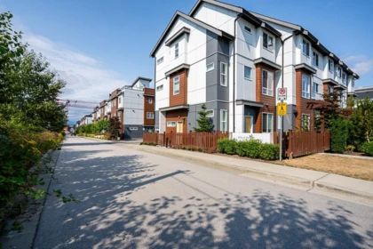 16 20155 84 Avenue, Langley, BC, Langley — Townhouse for sale