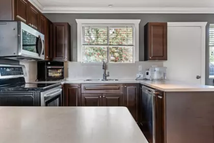 Breakfast Nook Photo of 34805 Mccabe Place, Abbotsford, BC