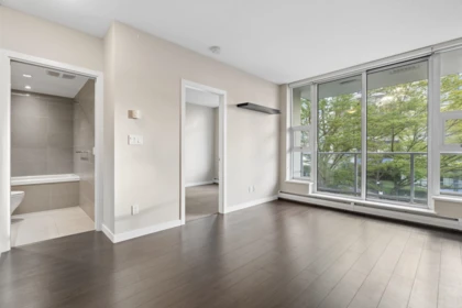 Living Room Photo of 711 1708 Columbia Street, Vancouver, BC