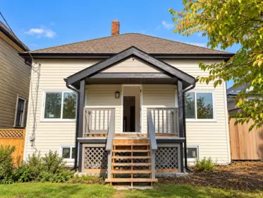 805 Milton Avenue, New Westminster, BC, New westminster — Single Family Residence for sale