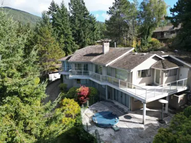 4764 Woodburn Road, West Vancouver, BC, West vancouver — Single Family Residence for sale