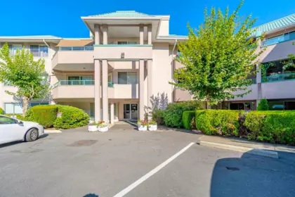 221 33175 Old Yale Road, Abbotsford, BC, Abbotsford — Apartment/Condo for sale
