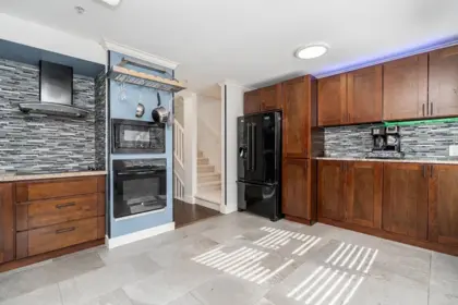 15 8968 208 Street, Langley, BC, Langley — Townhouse for sale