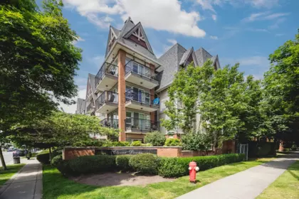 313 17769 57 Avenue, Surrey, BC, Surrey — Apartment/Condo for sale