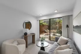 207 2410 Cornwall Avenue, Vancouver, BC