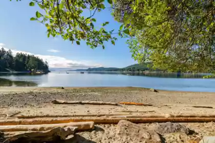 498 Marine Turnabout, Mayne Island, BC, Mayne Island — Single Family Residence for sale