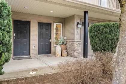 3 46321 Cessna Drive, Chilliwack, BC, Chilliwack — Townhouse for sale