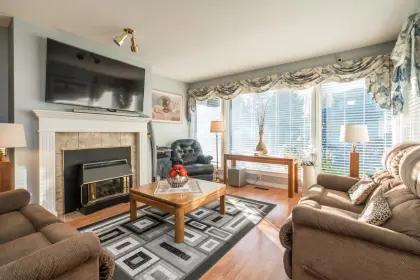 26 16180 86 Avenue, Surrey, BC, Surrey — Townhouse for sale